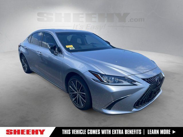 2022 Lexus ES