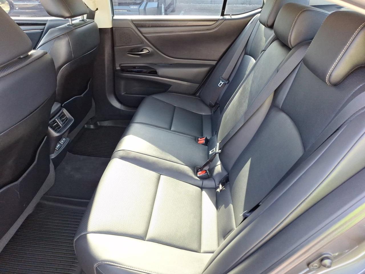 2022 Lexus ES 350 Hurst TX