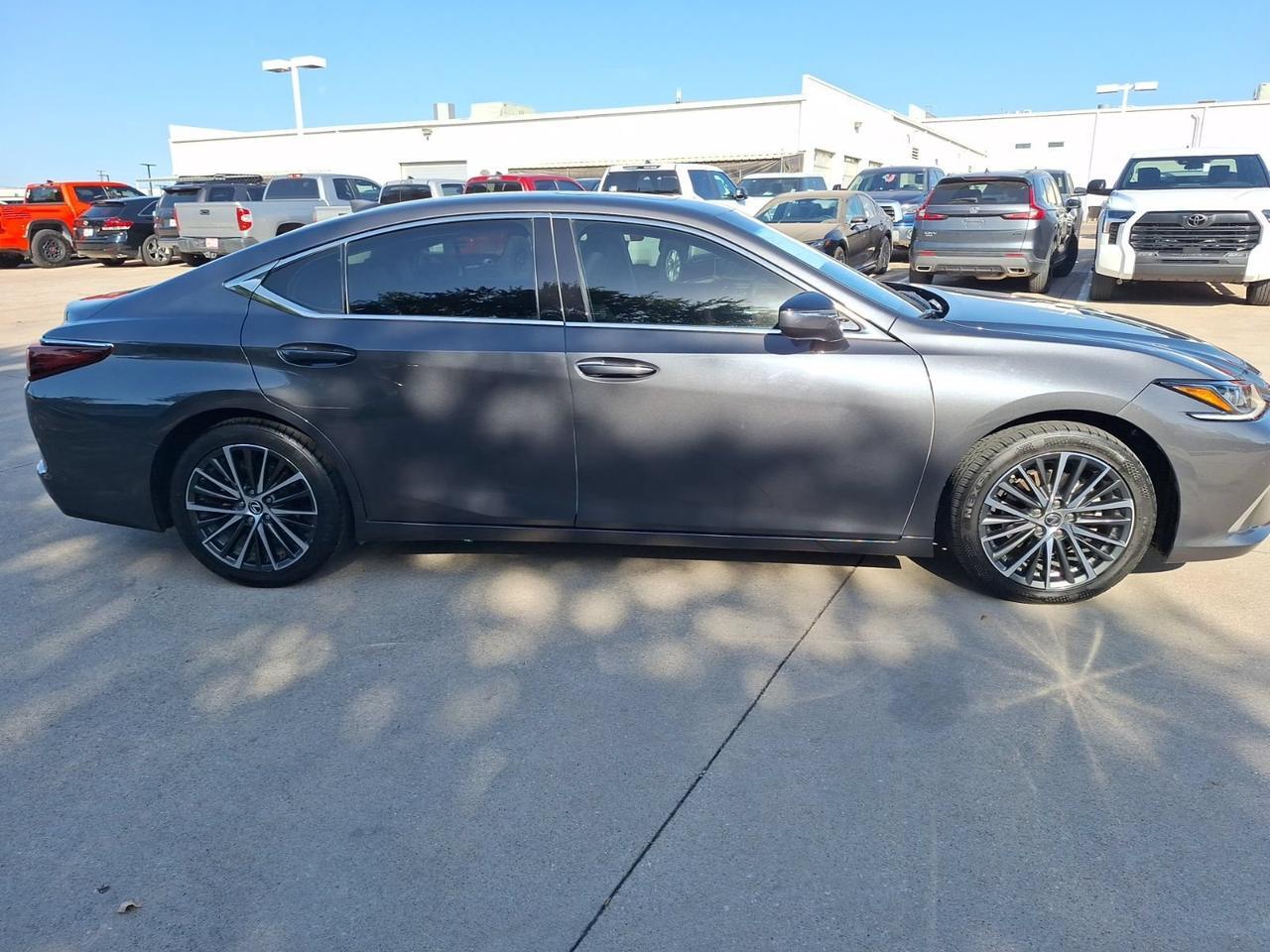2022 Lexus ES 350 Hurst TX