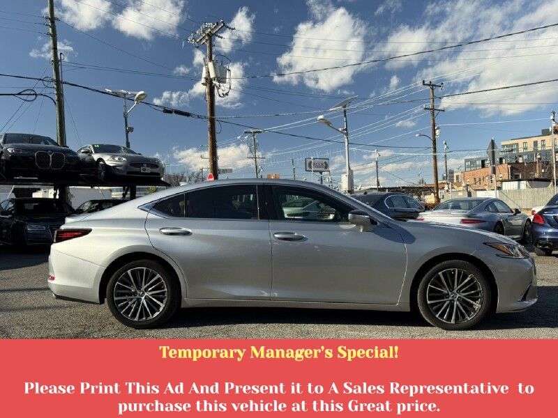 2022 Lexus ES 350 Luxury and Premium