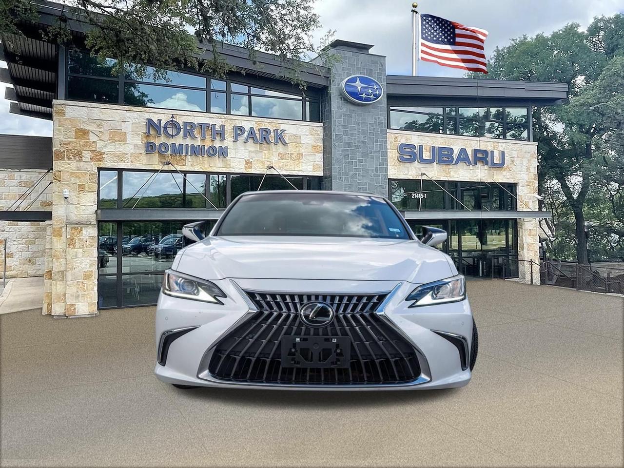 2022 Lexus ES 350