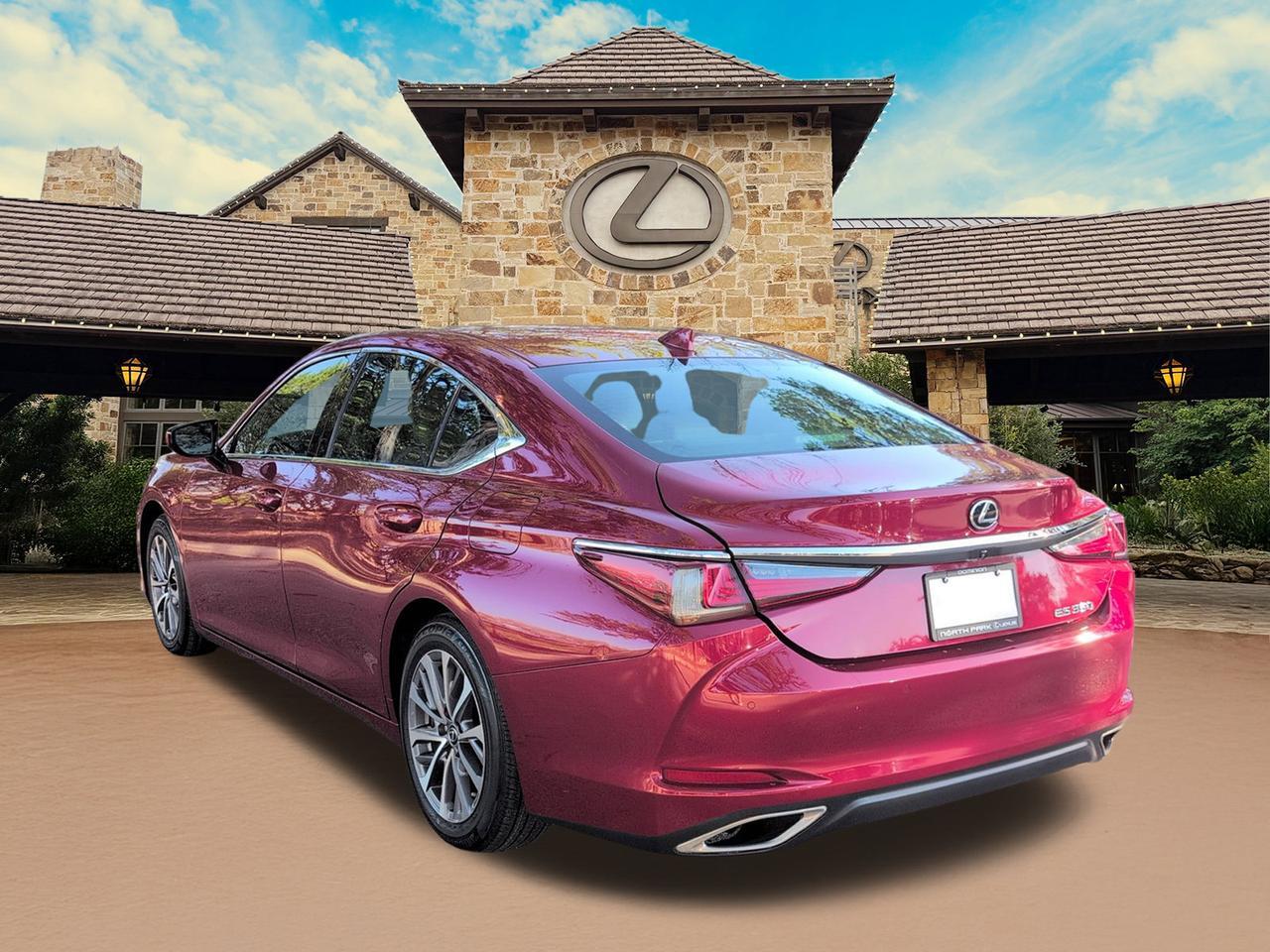 2022 Lexus ES 350
