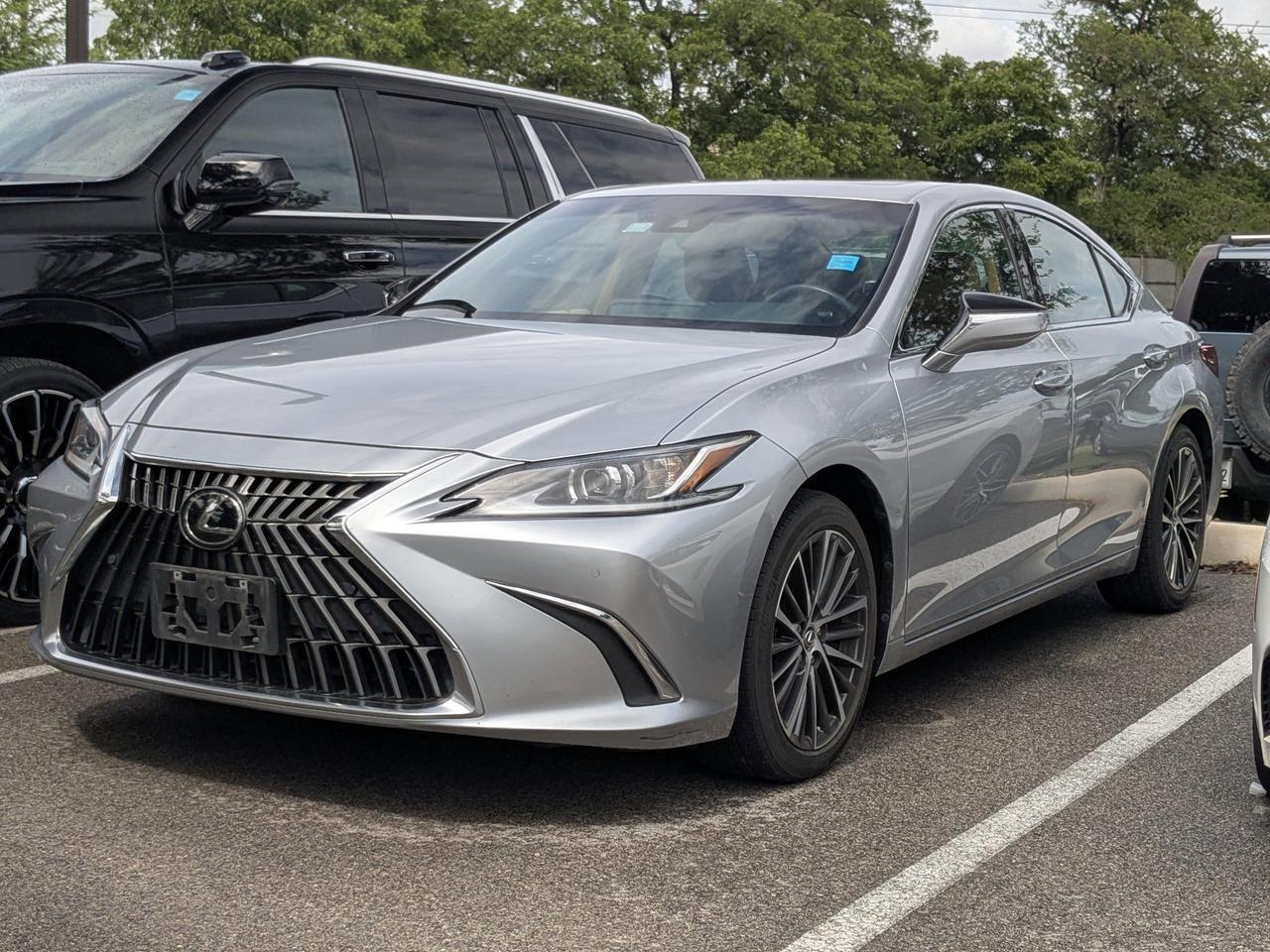 2022 Lexus ES 350