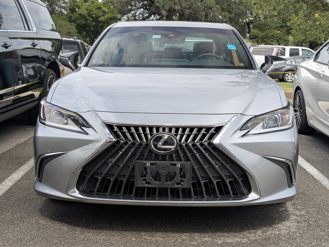 2022 Lexus ES 350