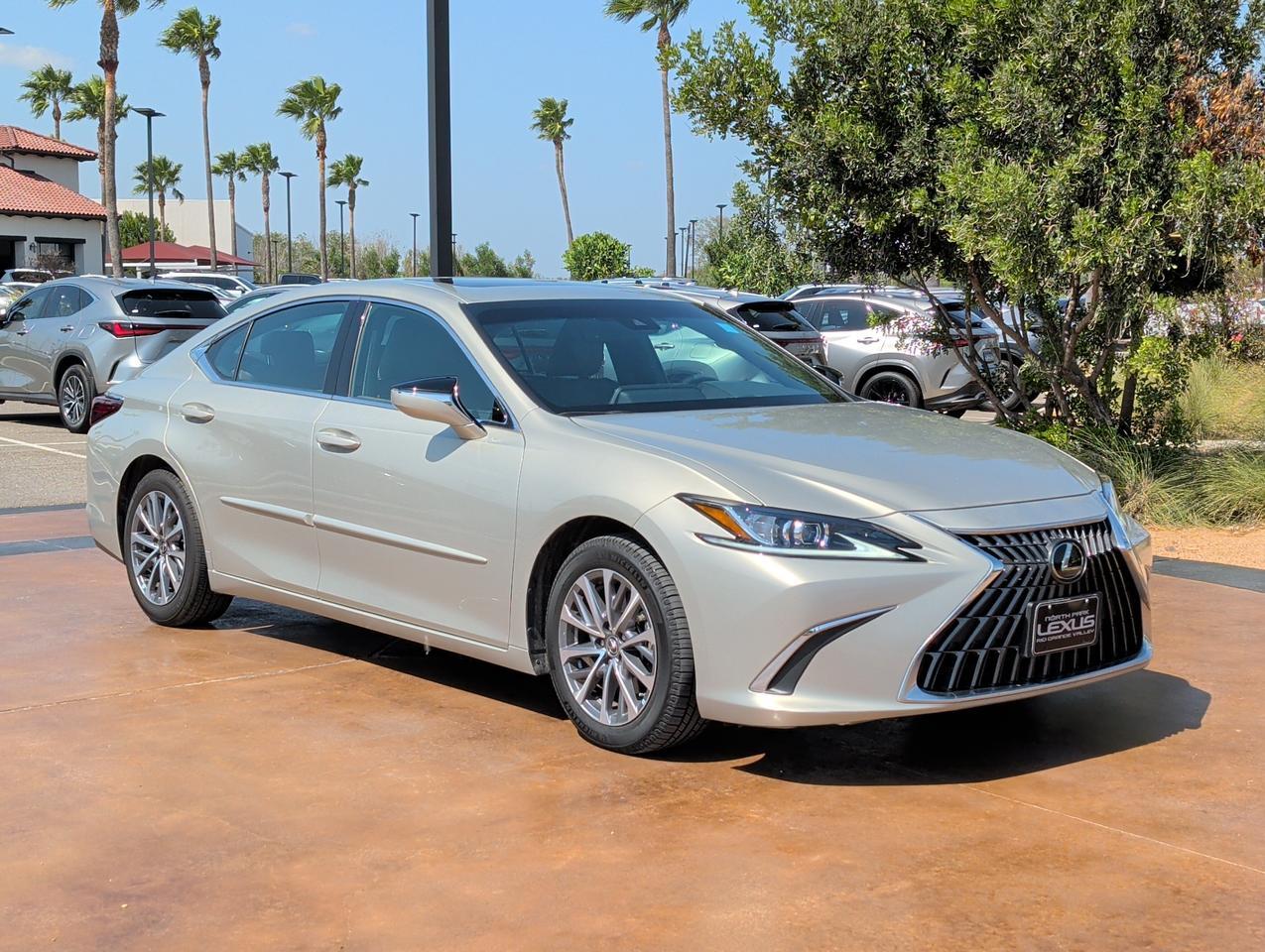 2022 Lexus ES 350