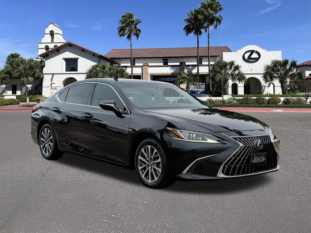 2022 Lexus ES