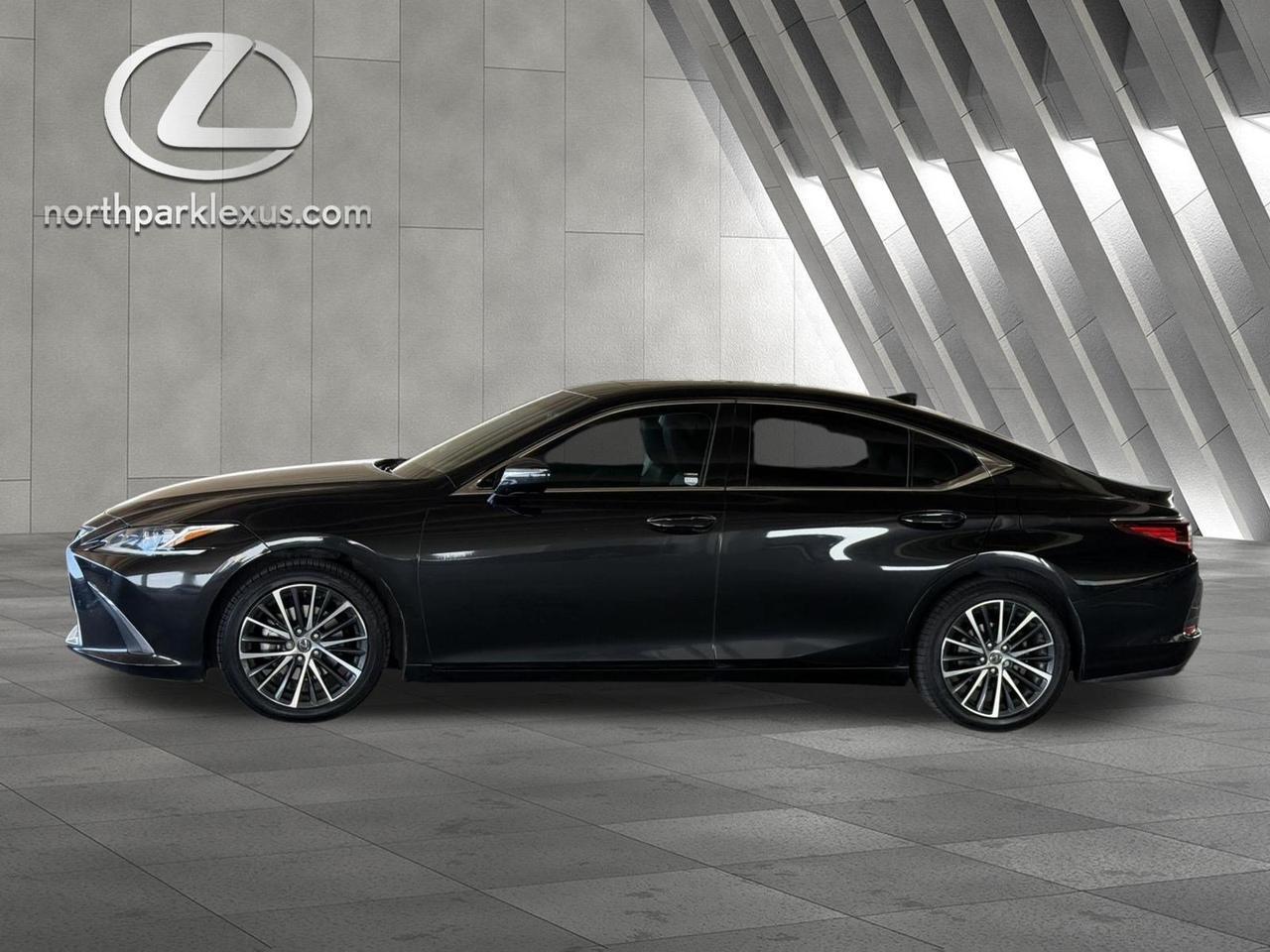 2022 Lexus ES 350