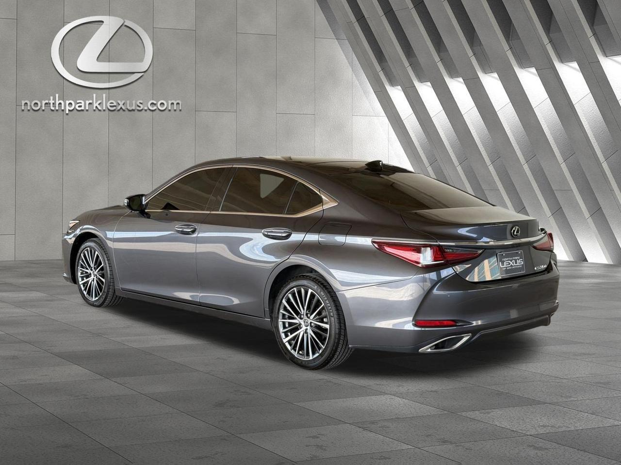 2022 Lexus ES 350