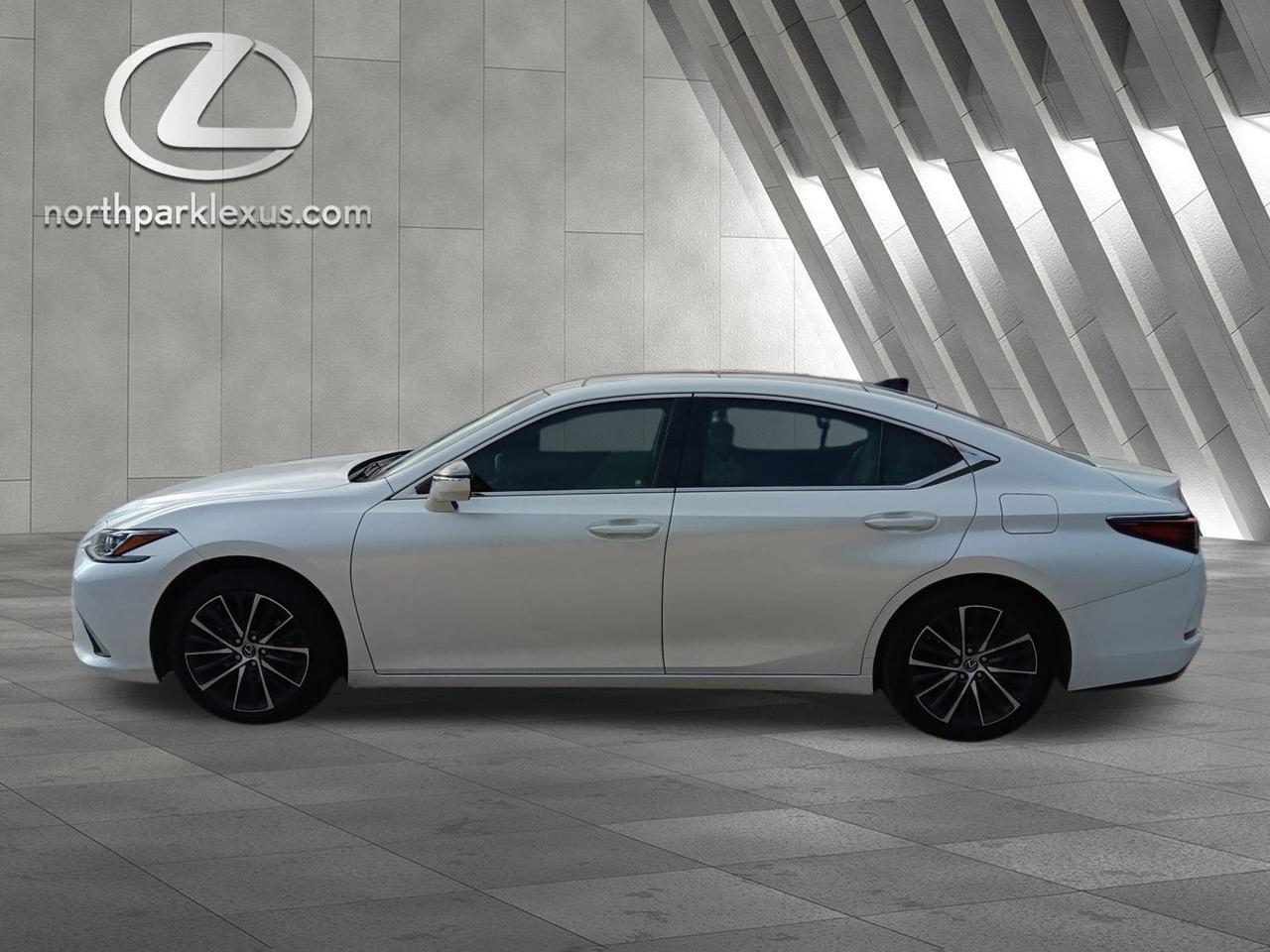 2022 Lexus ES 350
