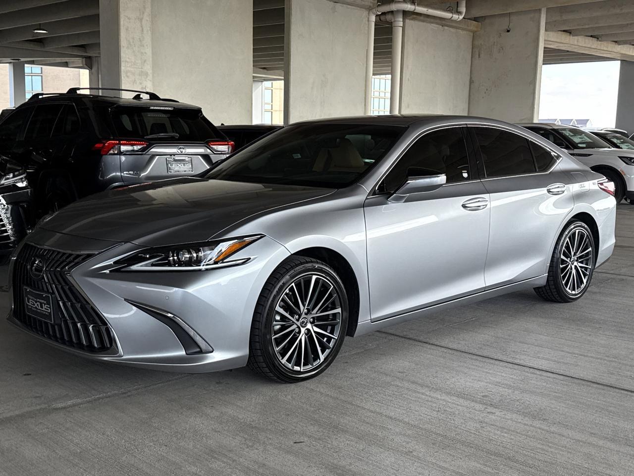 2022 Lexus ES 350