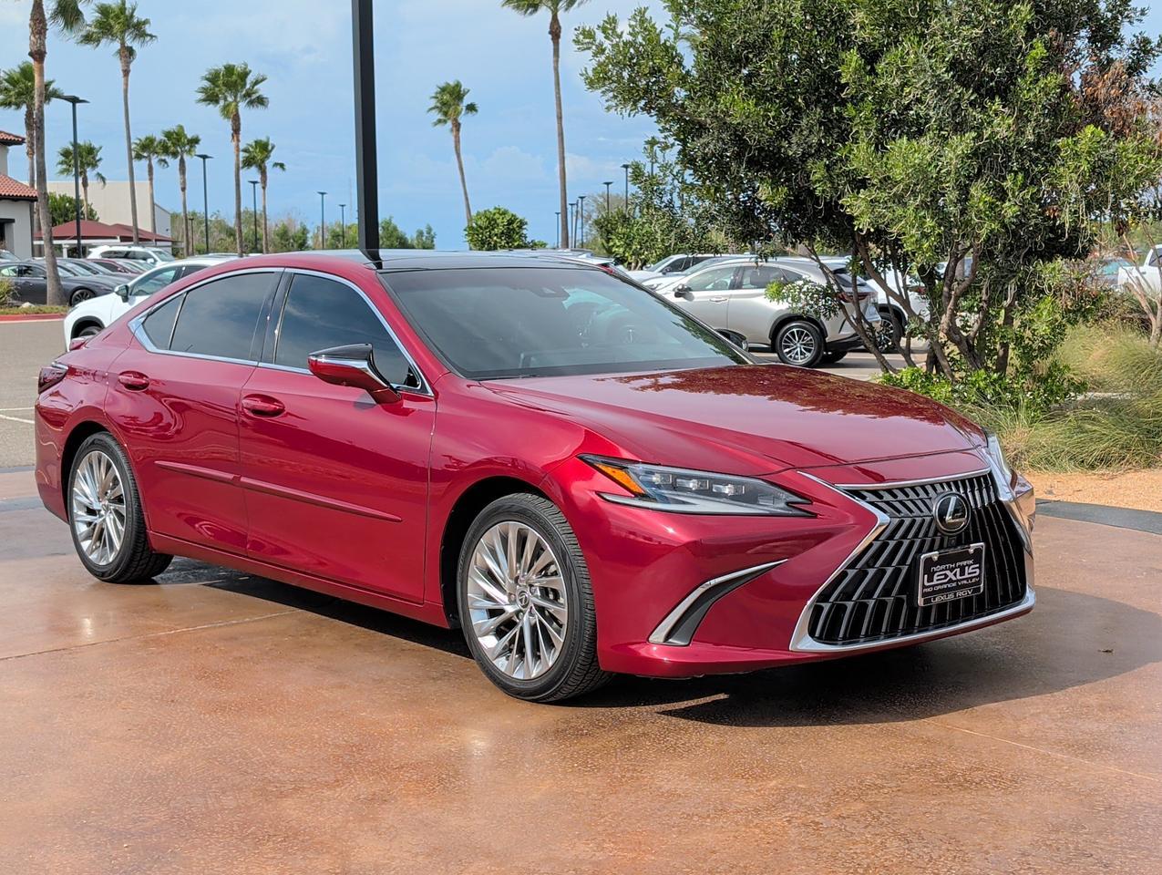 2022 Lexus ES