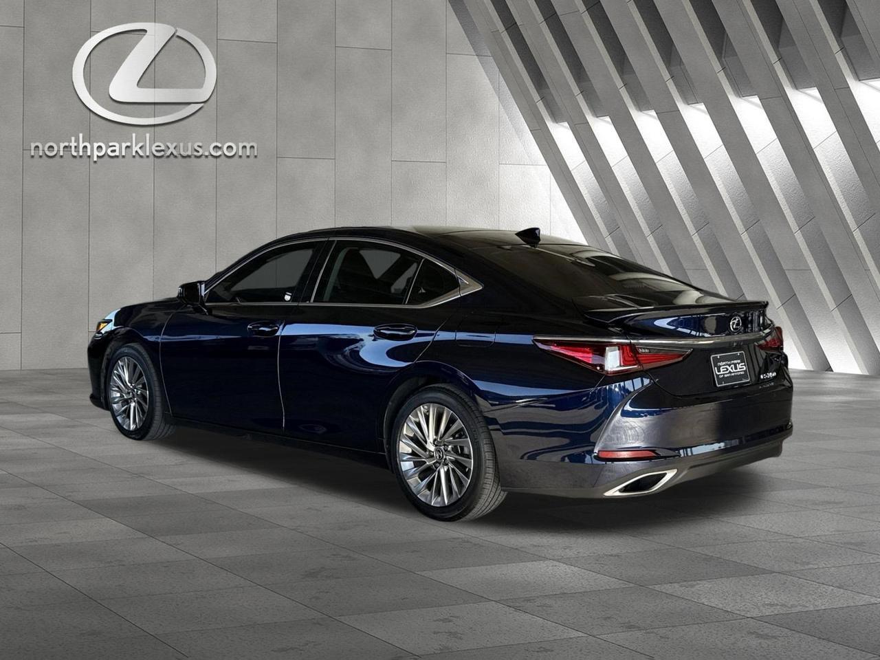 2022 Lexus ES 350 Ultra Luxury