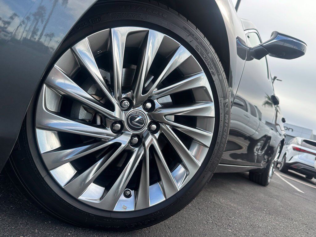 2022 Lexus ES 350 Ultra Luxury