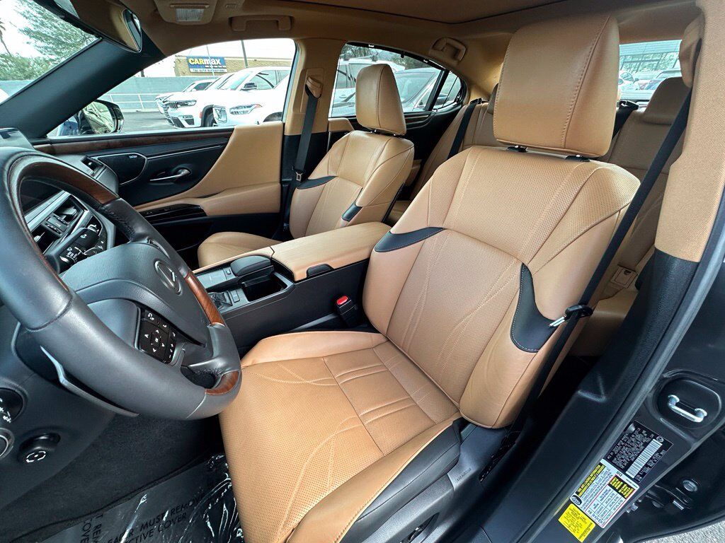 2022 Lexus ES 350 Ultra Luxury