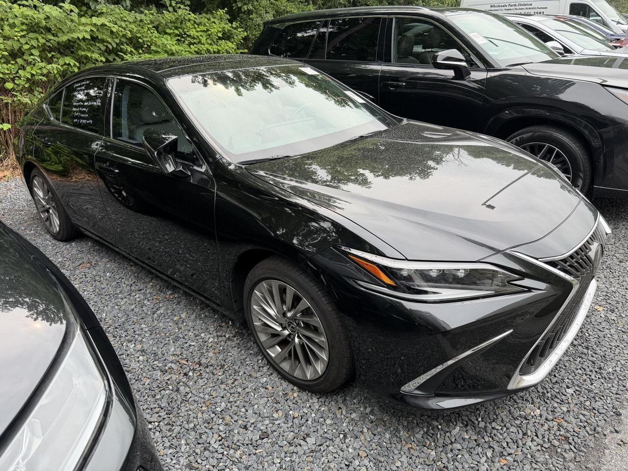 2022 Lexus ES 350 Ultra Luxury