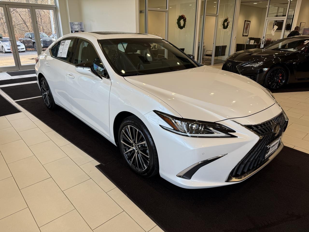 2022 Lexus ES 350