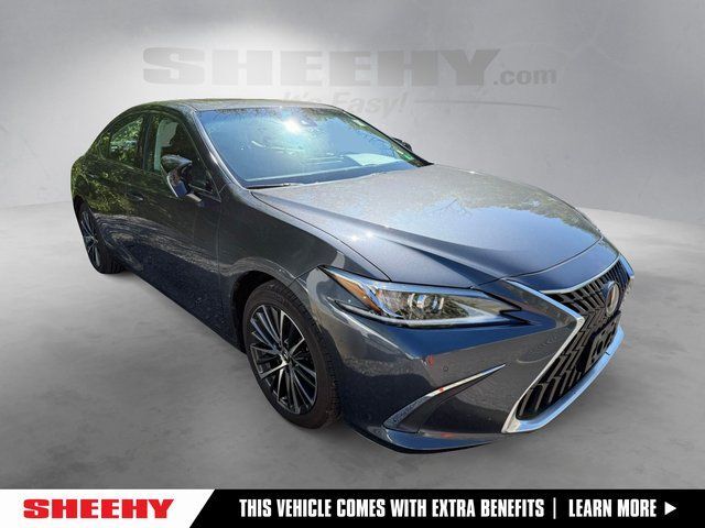 2022 Lexus ES