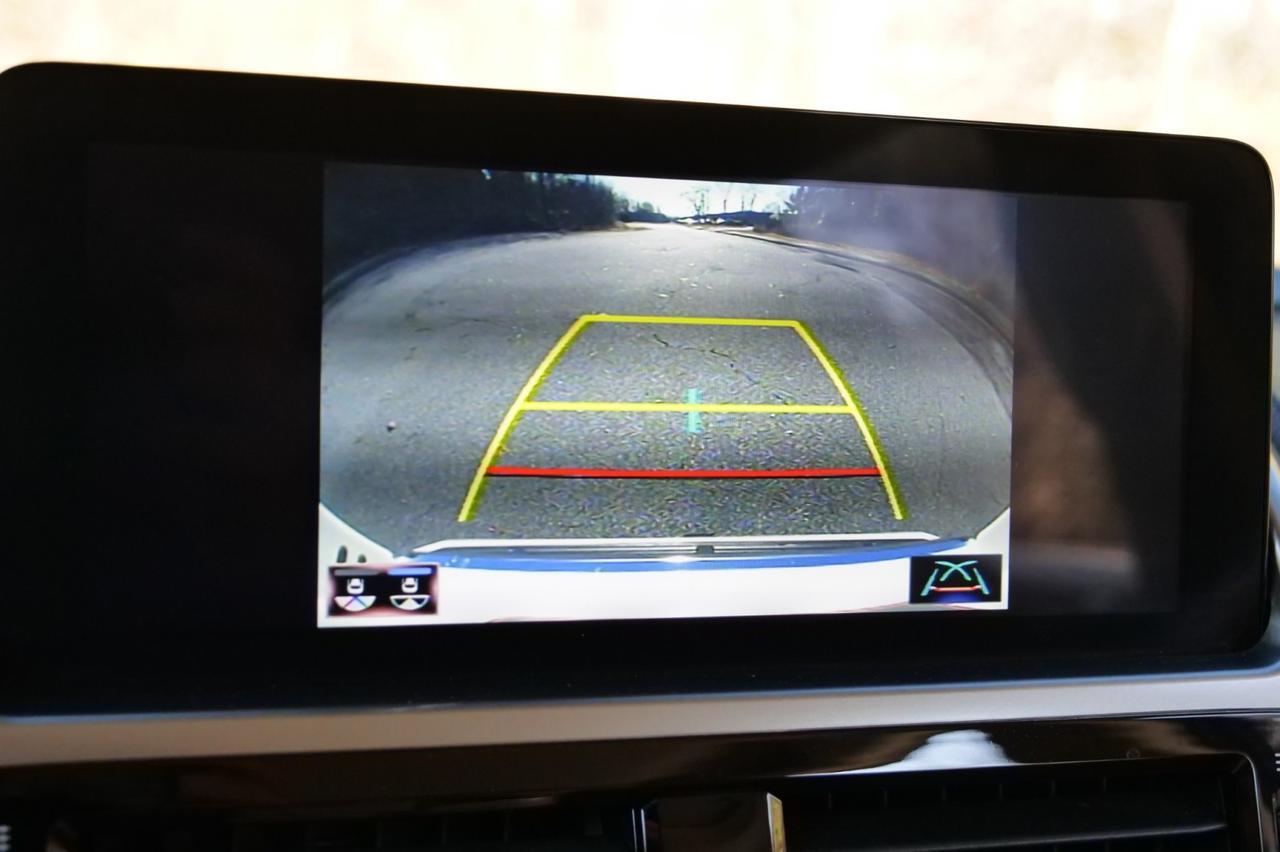 2022 Lexus GX 460 Premium 4WD / Cooled Seats / Third Row! Lincolnton NC