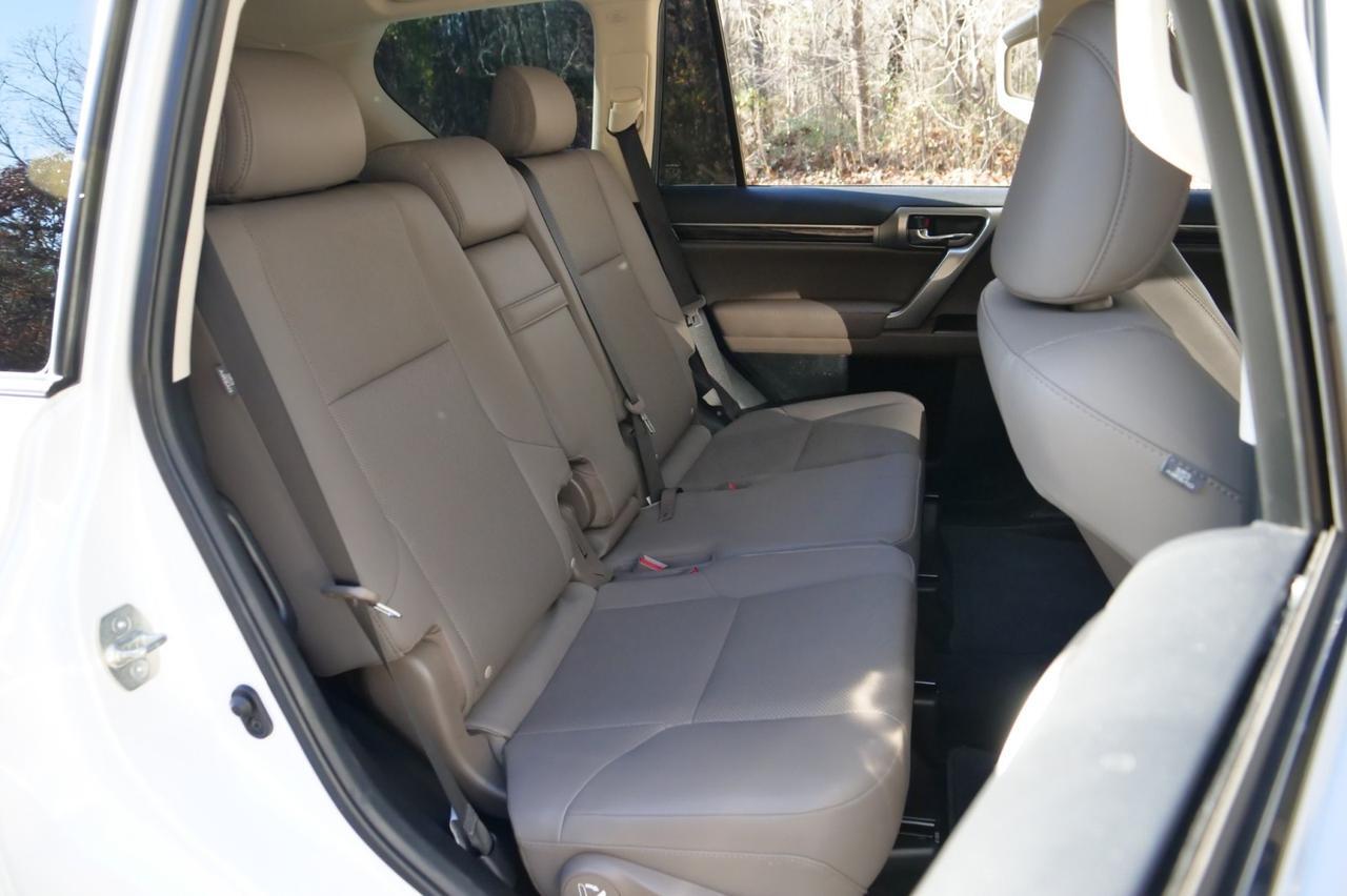2022 Lexus GX 460 Premium 4WD / Cooled Seats / Third Row! Lincolnton NC