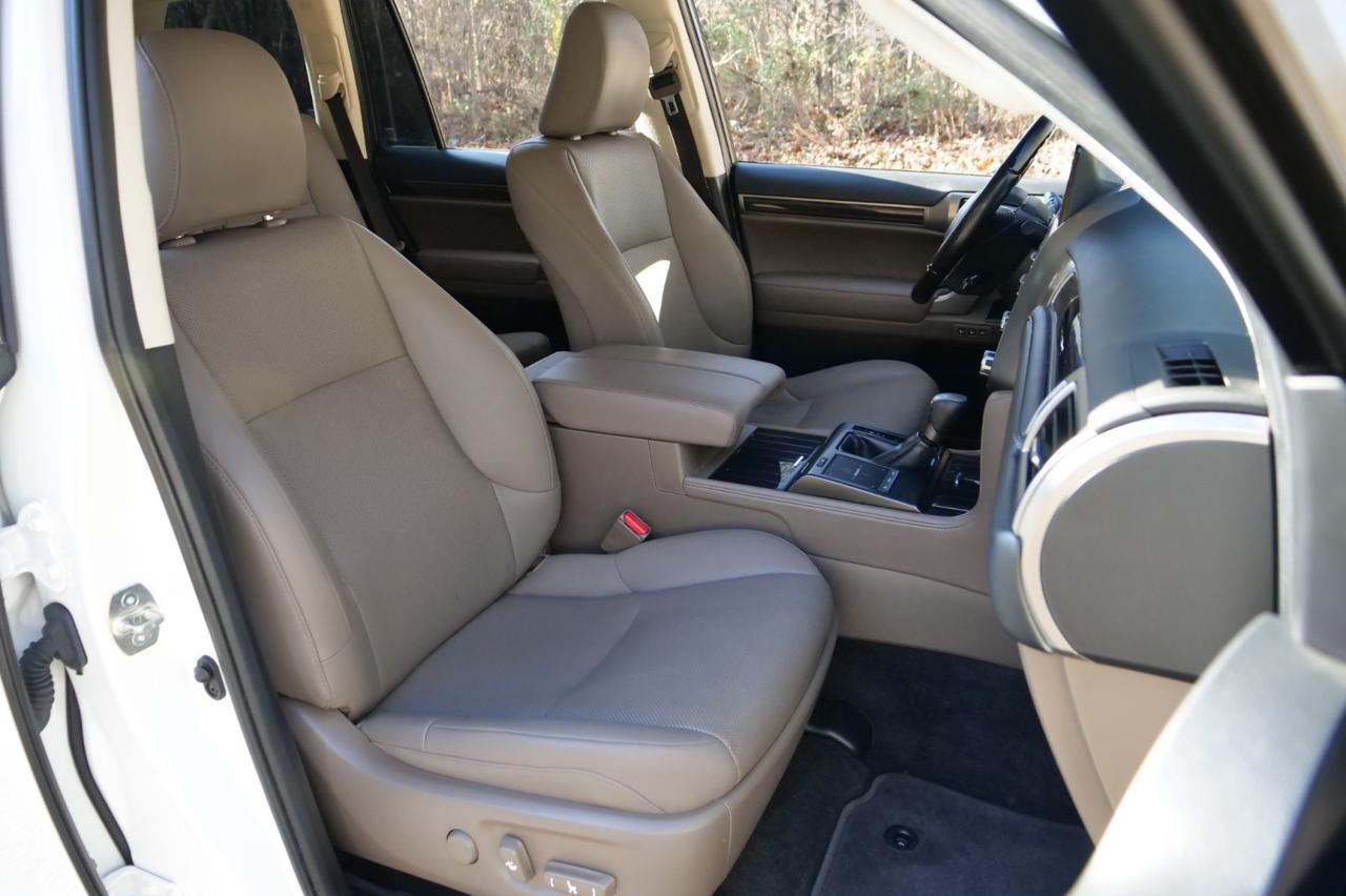 2022 Lexus GX 460 Premium 4WD / Cooled Seats / Third Row! Lincolnton NC