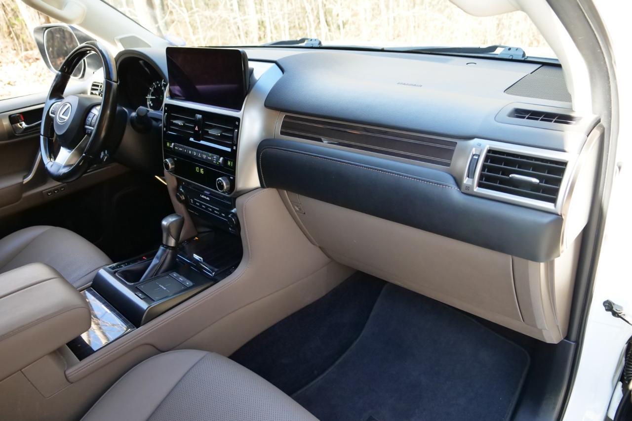 2022 Lexus GX 460 Premium 4WD / Cooled Seats / Third Row! Lincolnton NC