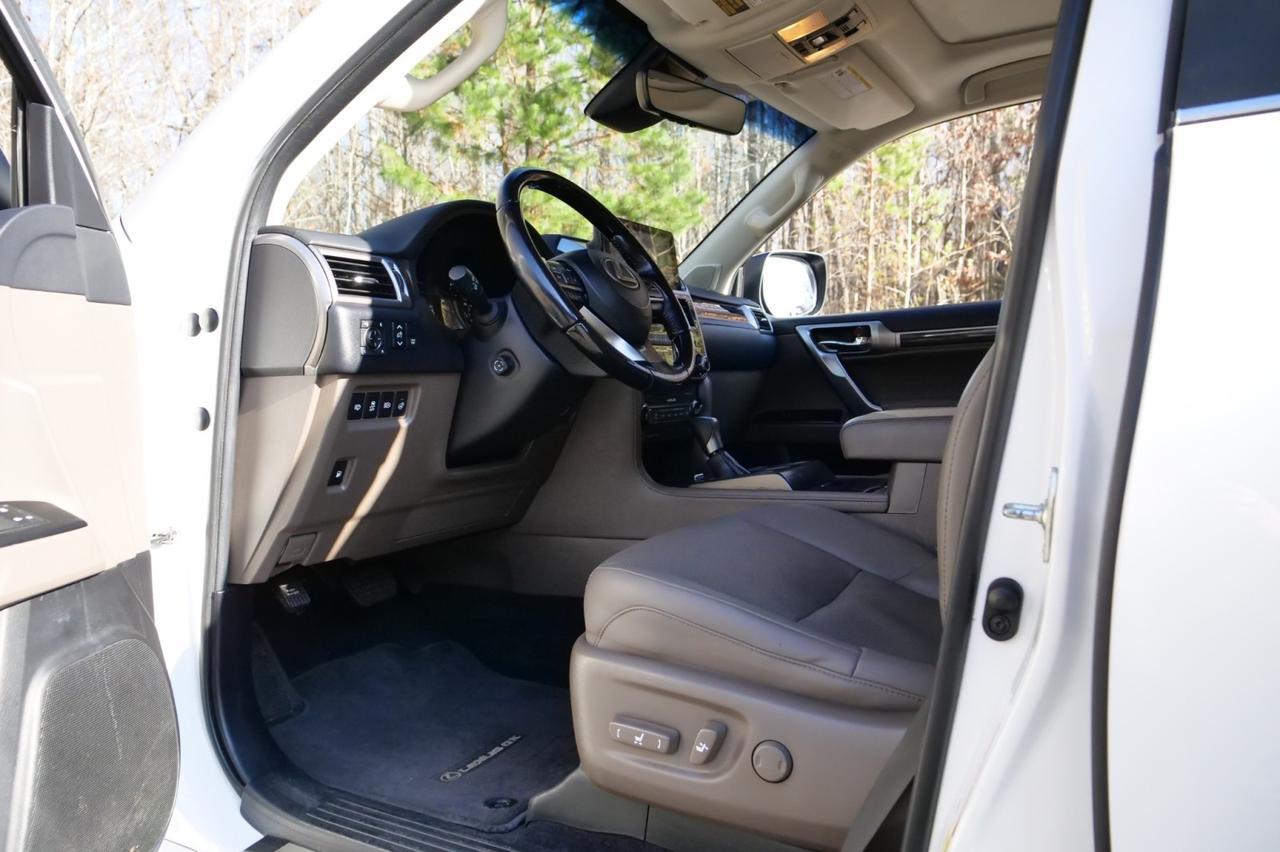 2022 Lexus GX 460 Premium 4WD / Cooled Seats / Third Row! Lincolnton NC