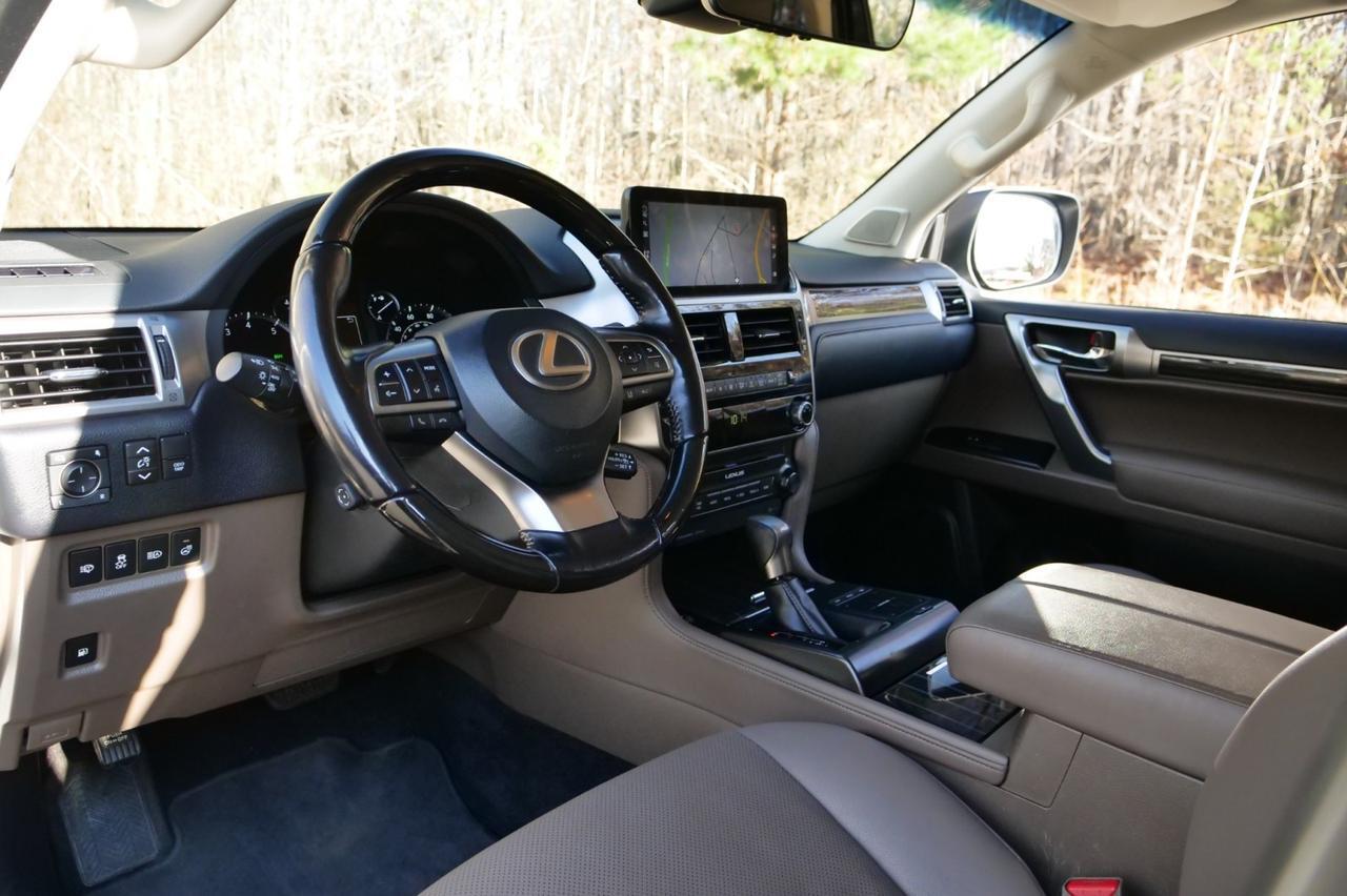 2022 Lexus GX 460 Premium 4WD / Cooled Seats / Third Row! Lincolnton NC