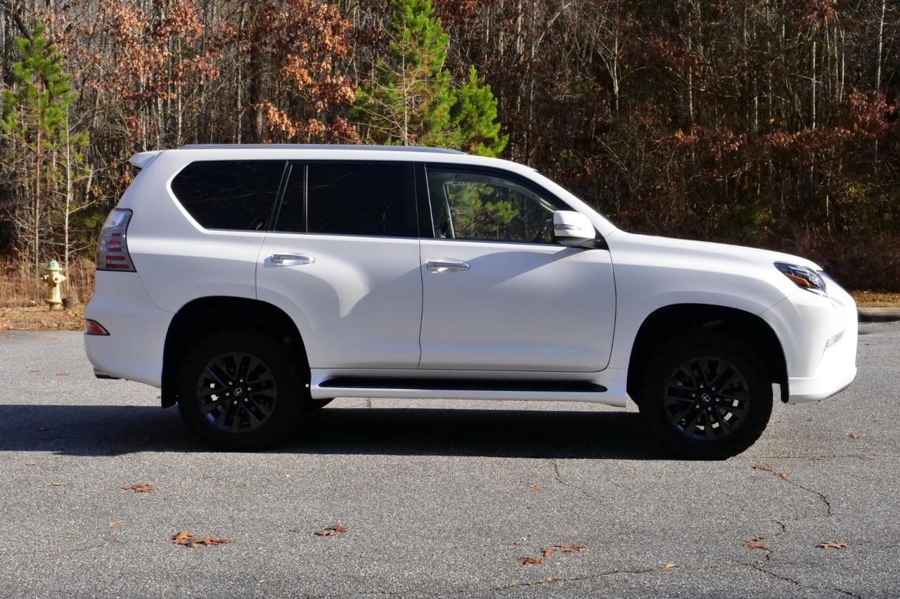 2022 Lexus GX 460 Premium 4WD / Cooled Seats / Third Row! Lincolnton NC