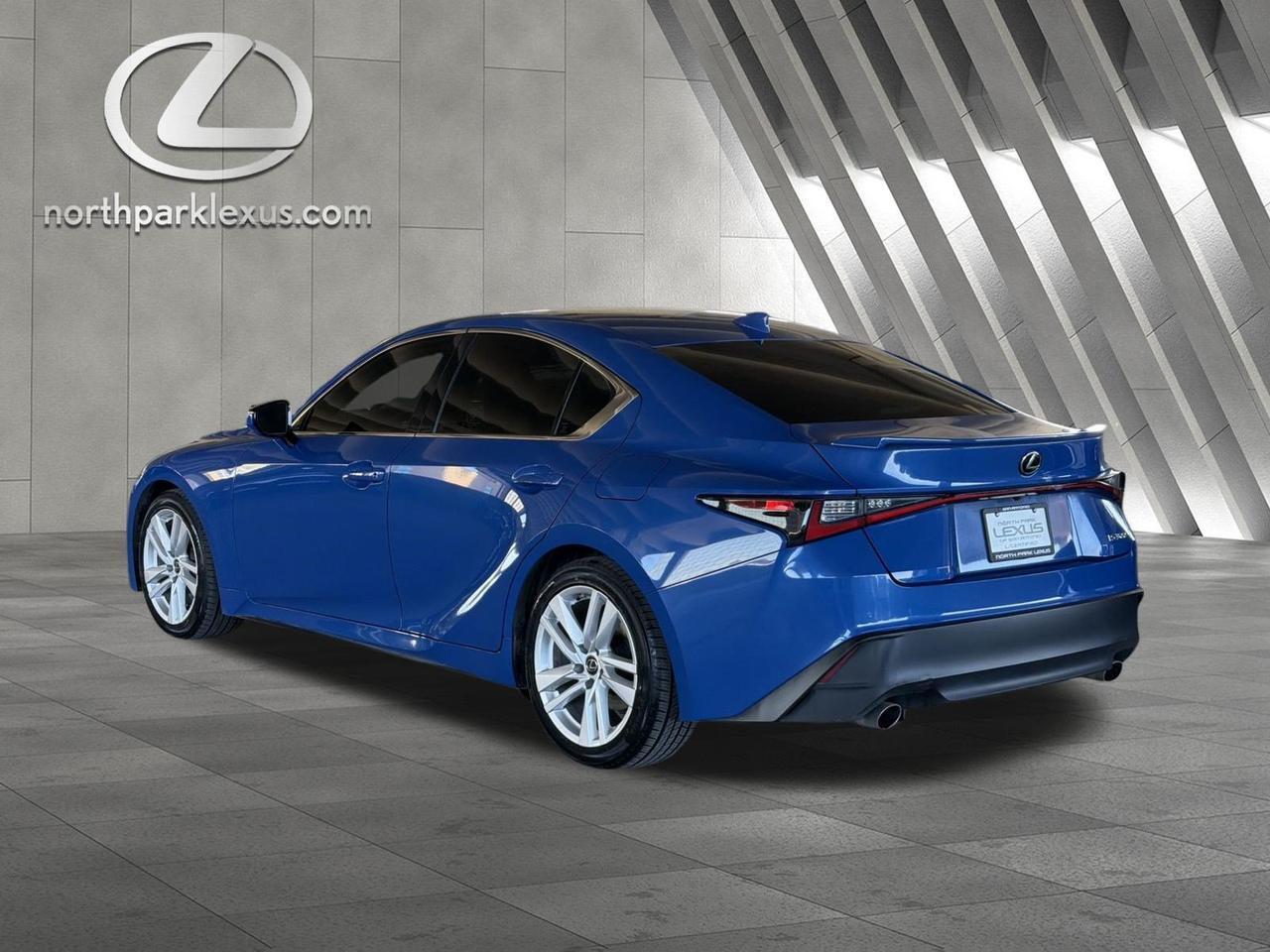 2022 Lexus IS 300