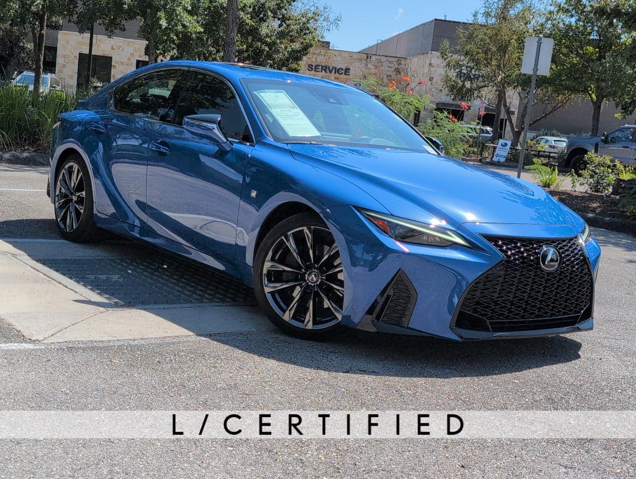 2022 Lexus IS