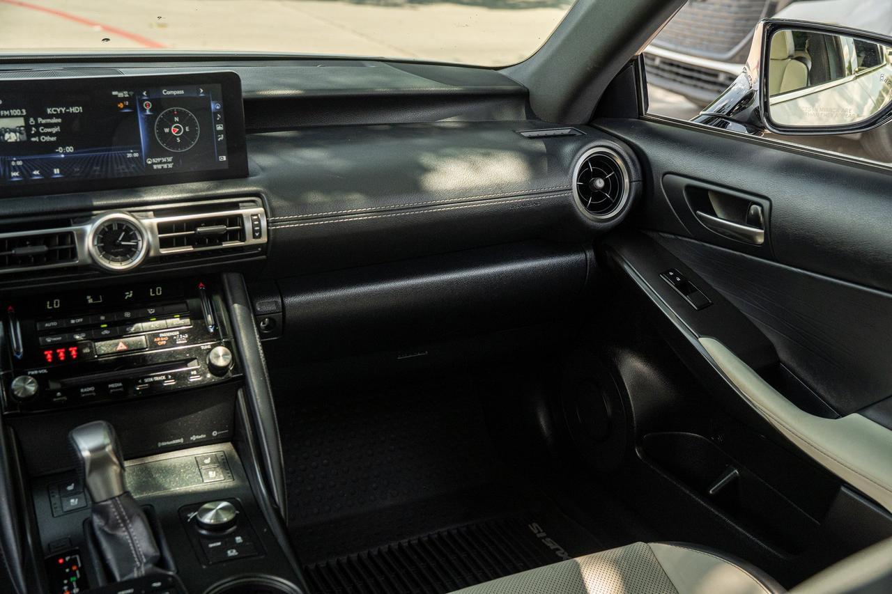 2022 Lexus IS 350 F SPORT  Selma TX