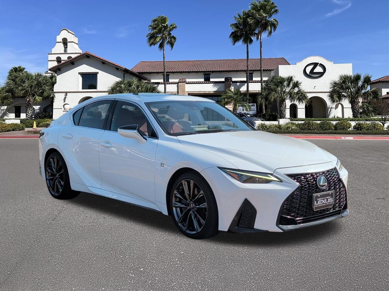2022 Lexus IS