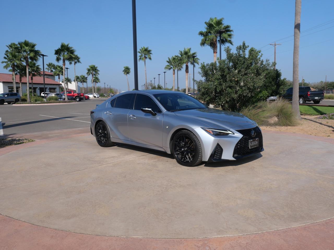 2022 Lexus IS