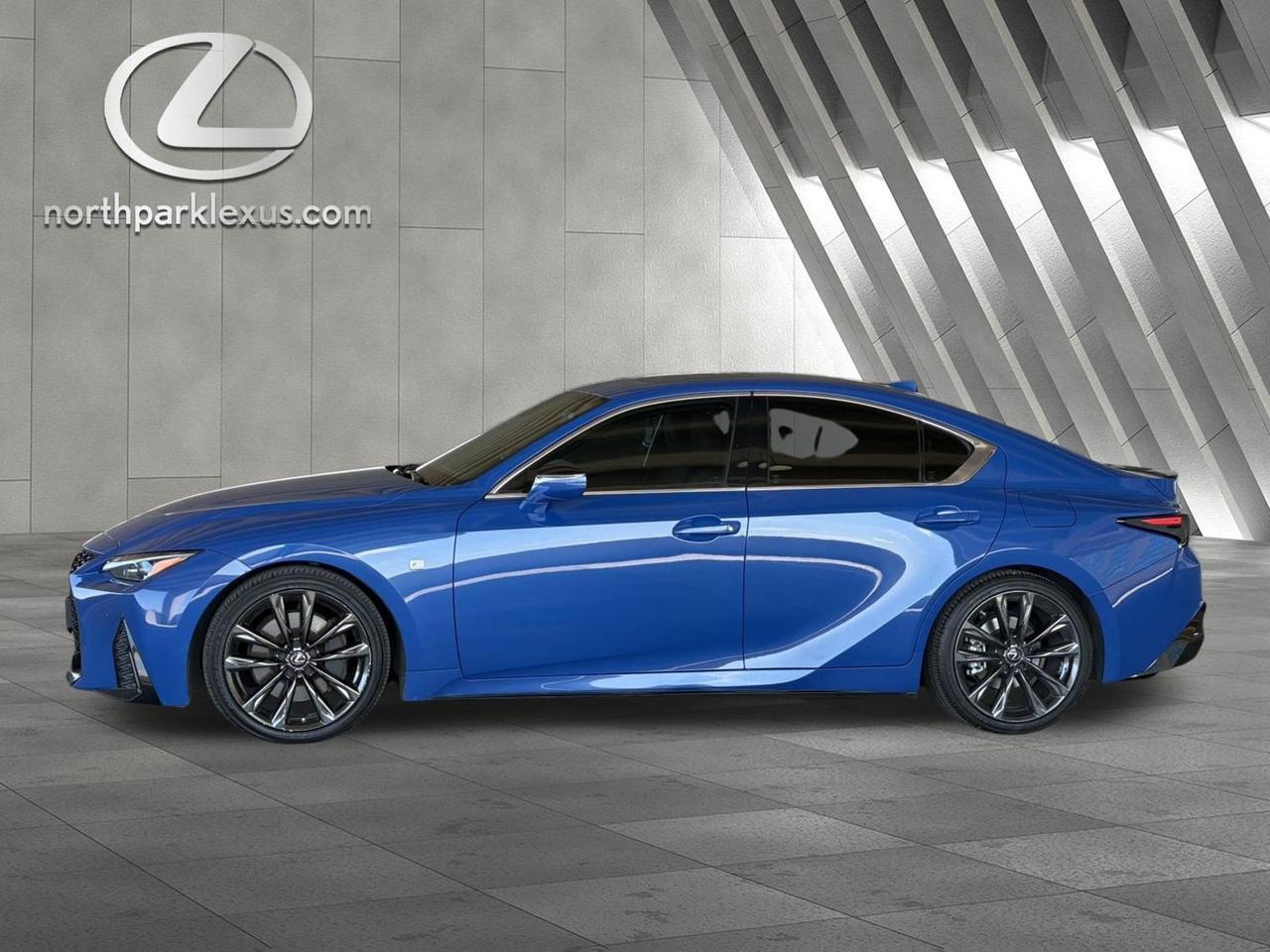 2022 Lexus IS