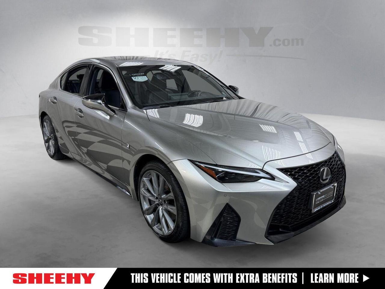 2022 Lexus IS