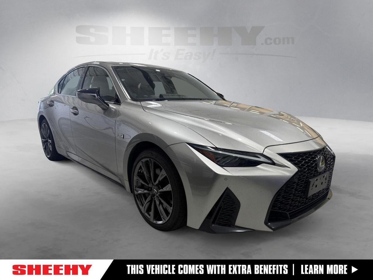 2022 Lexus IS