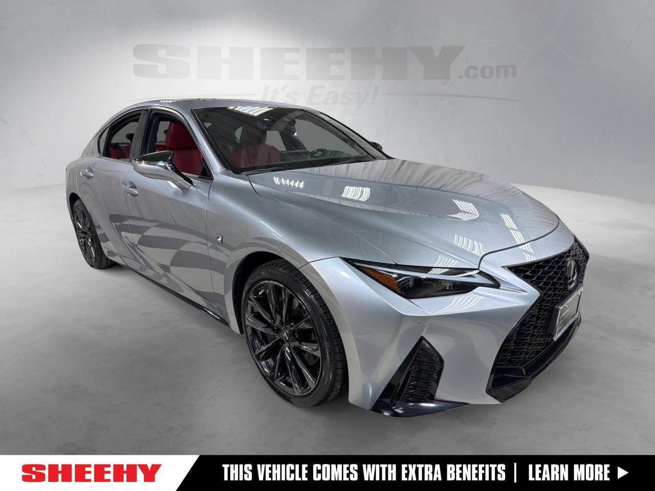 2022 Lexus IS