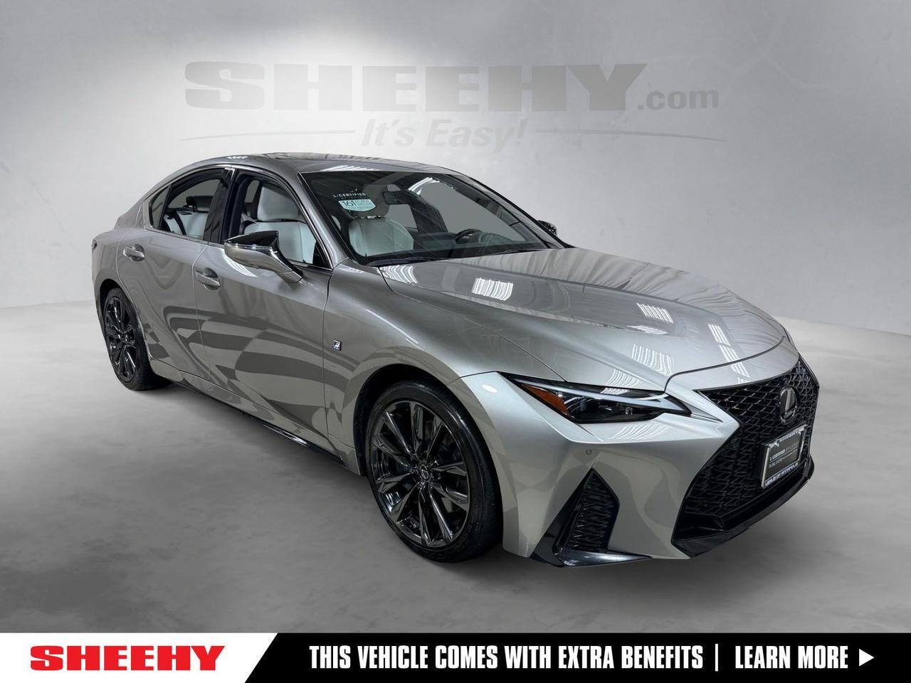 2022 Lexus IS