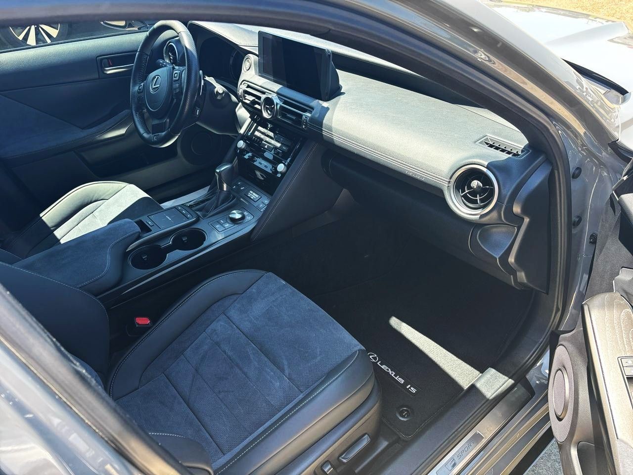 2022 Lexus IS 500 F SPORT Performance Launch Edition Ventilated Seats Mark Levinson Sound Portland OR