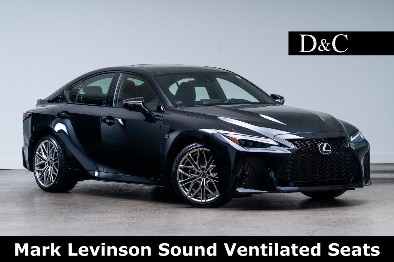 2022 Lexus IS