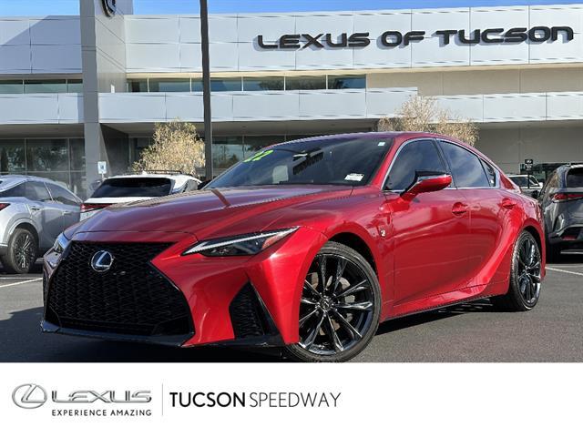 2022 Lexus IS