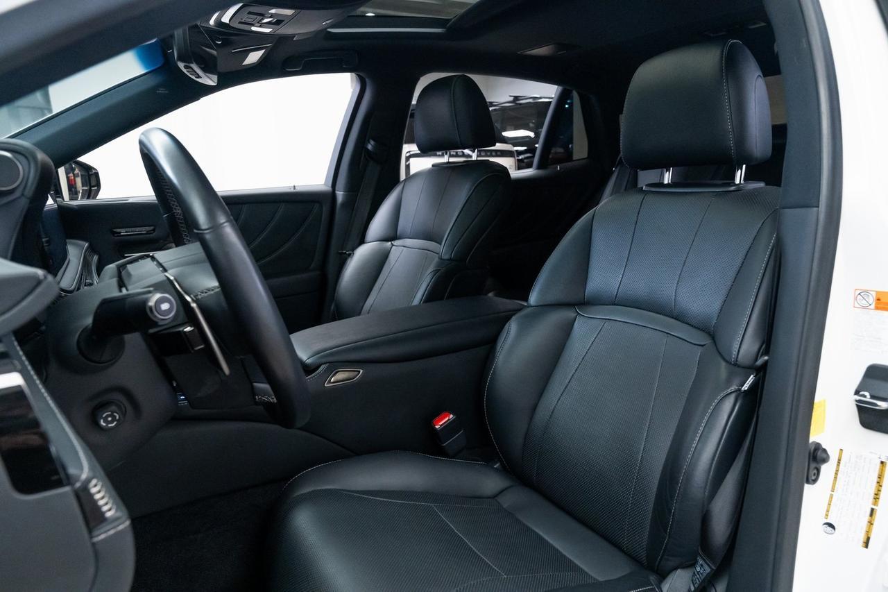 2022 Lexus LS 500 Base Vented Seats Moonroof Back-Up Camera Portland OR