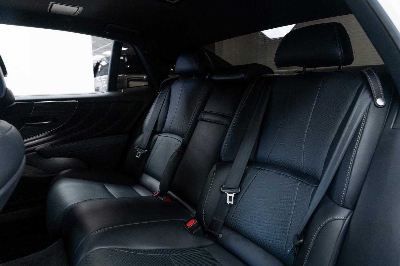 2022 Lexus LS 500 Base Vented Seats Moonroof Back-Up Camera Portland OR