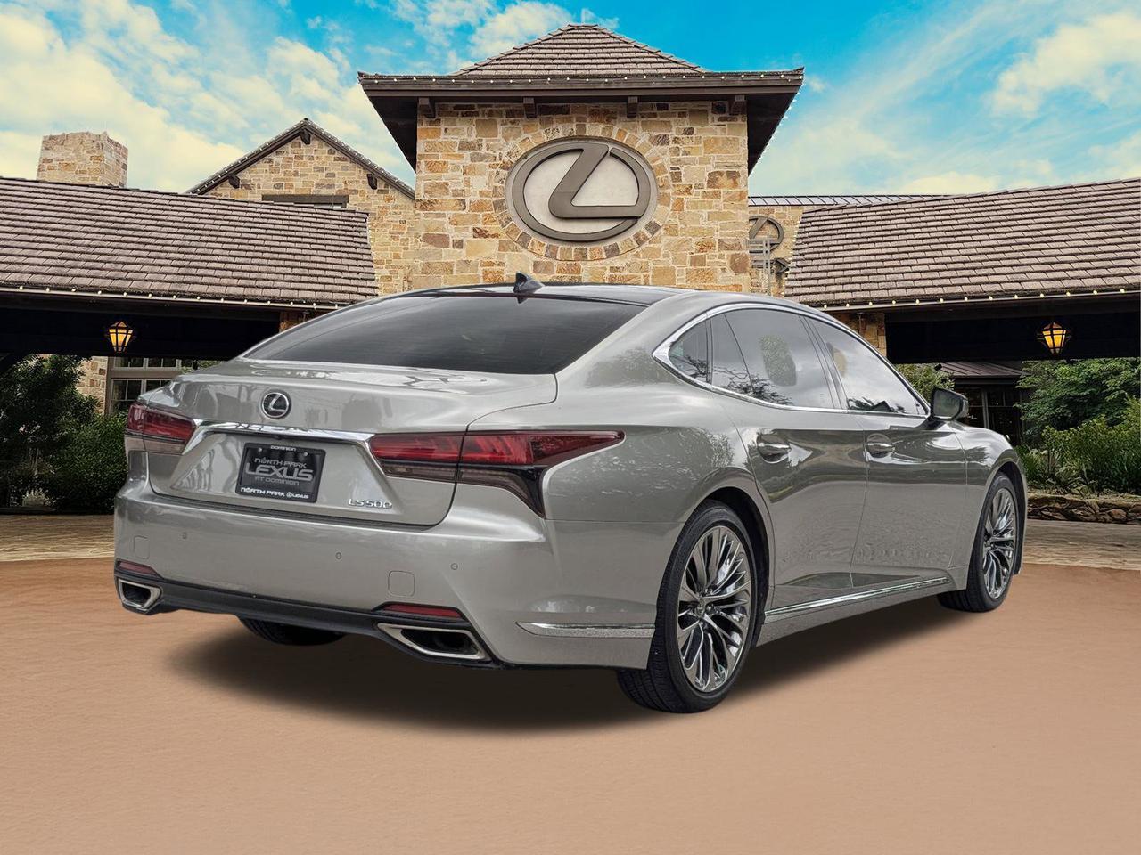 2022 Lexus LS 500