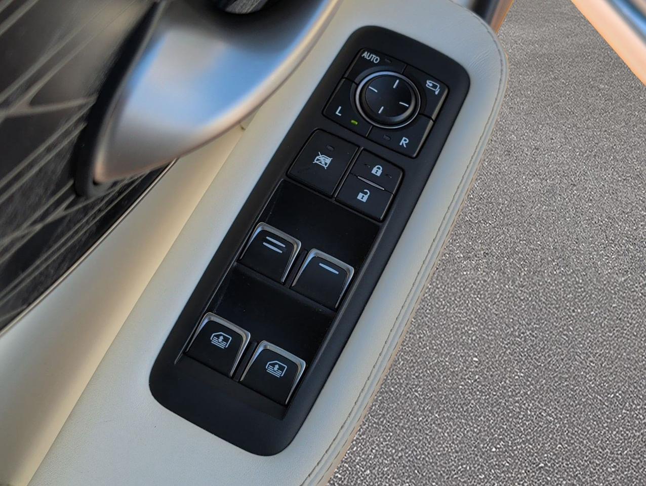 2022 Lexus LS 500h San Juan TX