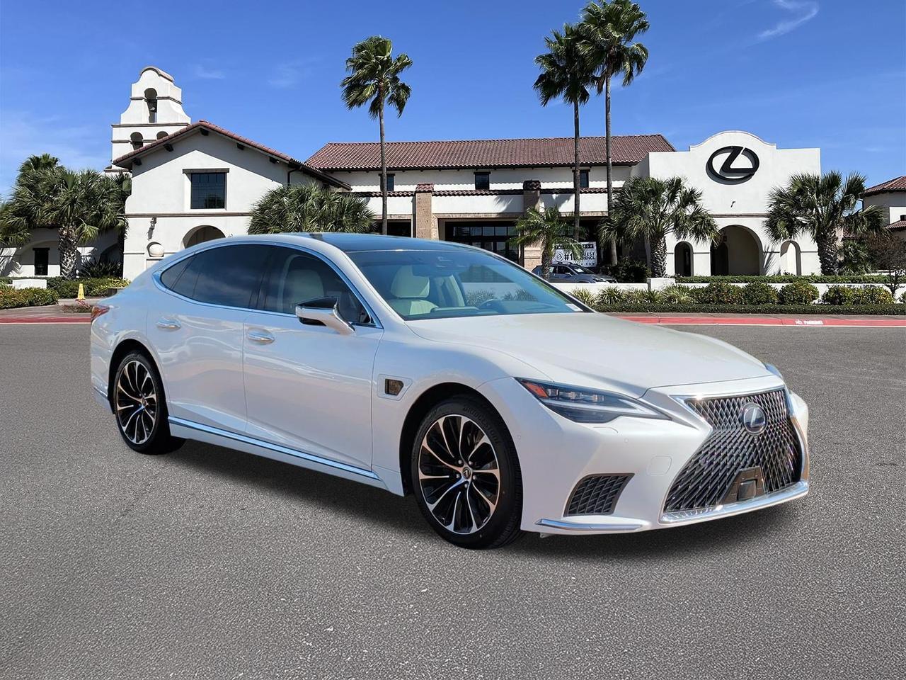 2022 Lexus LS 500h