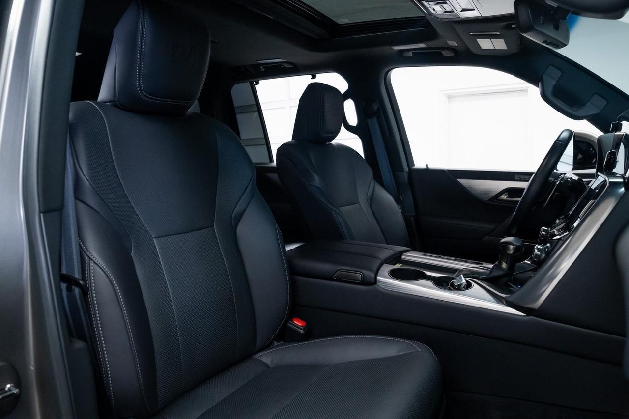 2022 Lexus LX 600 F SPORT 1 Owner F Sport Package Mark Levinson Sound Portland OR