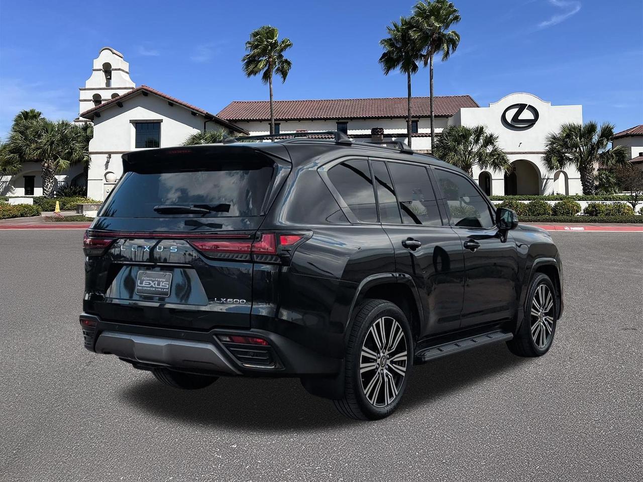 2022 Lexus LX 600 Luxury