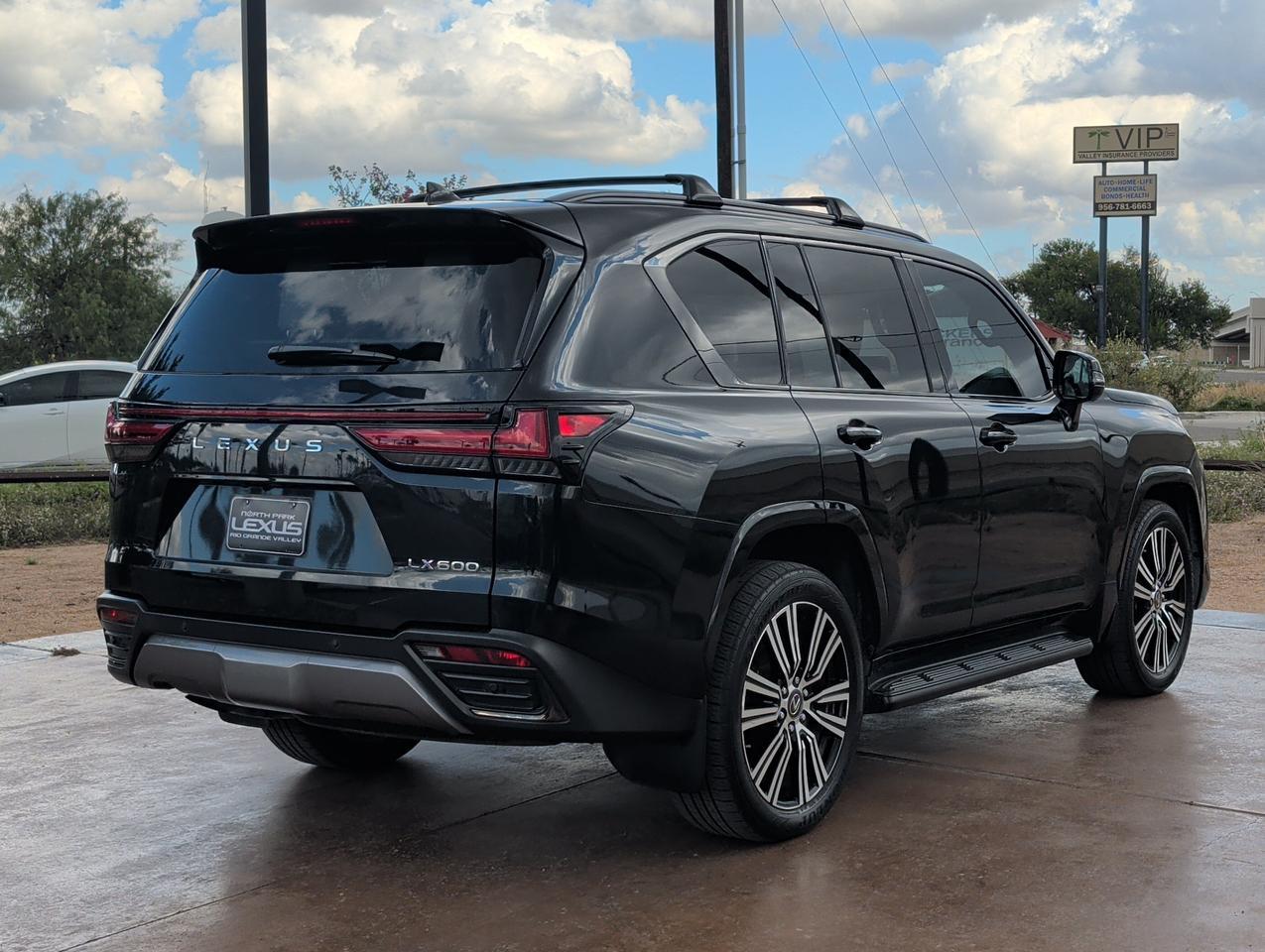 2022 Lexus LX 600 Luxury