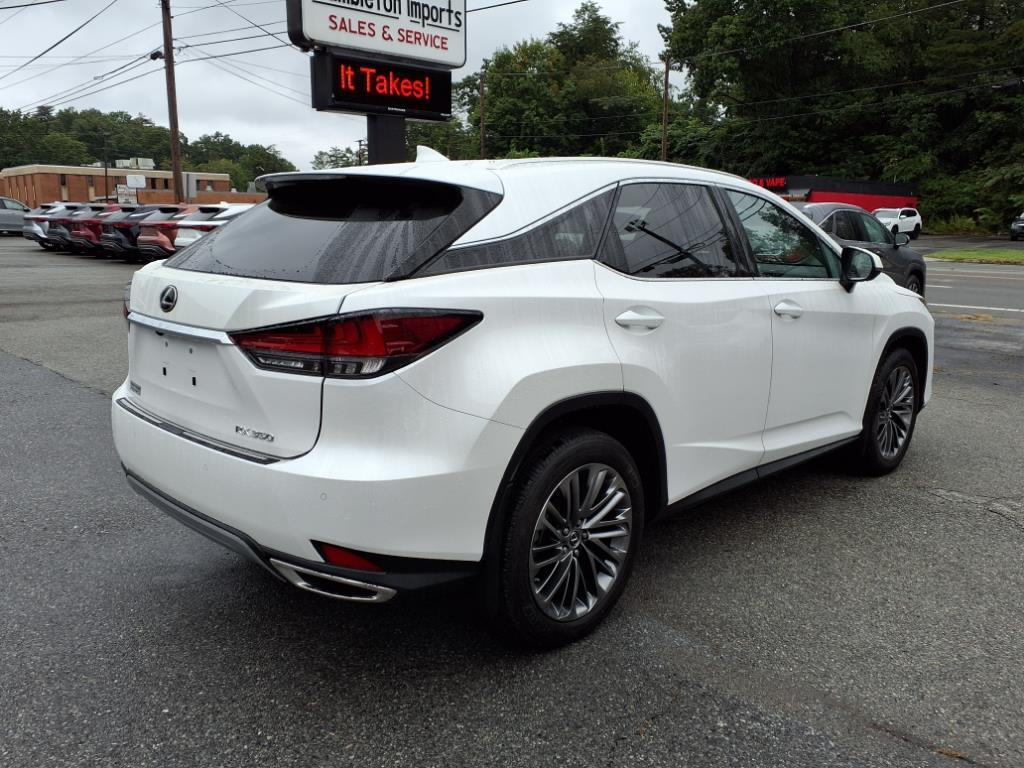 2022 Lexus RX 350 .